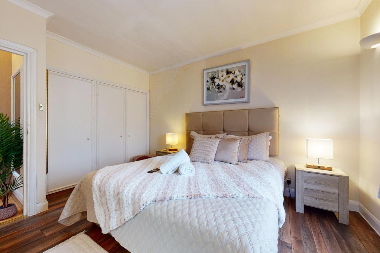 Park Lane Apartments/Shaw House Londres Extérieur photo